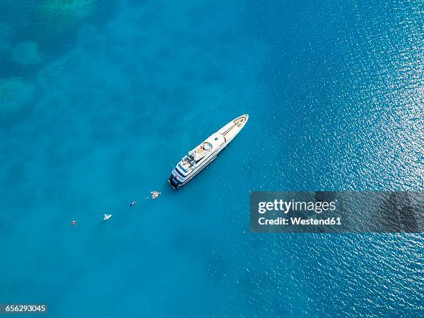 antigua, luxury yacht - yacht di lusso foto e immagini stock