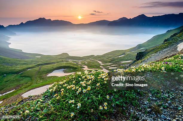 the sunset of changbai moutain - north korea landscape - fotografias e filmes do acervo