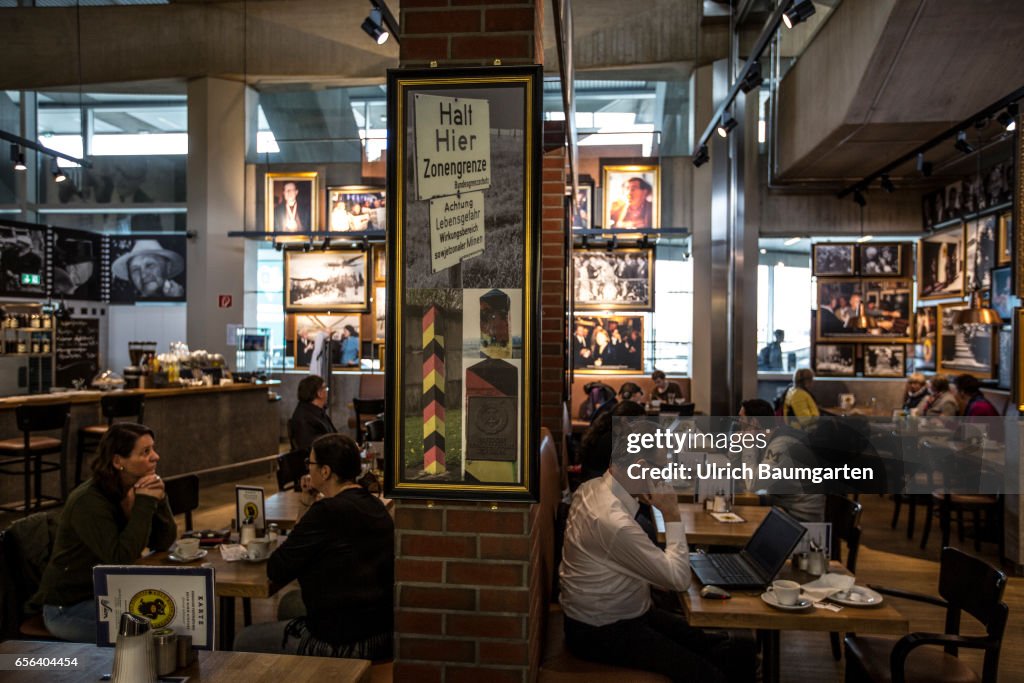 An institution republic-wide. The Restaurant/Bistro Ständige Vertretung, here the branch in the airport Cologne/Bonn.