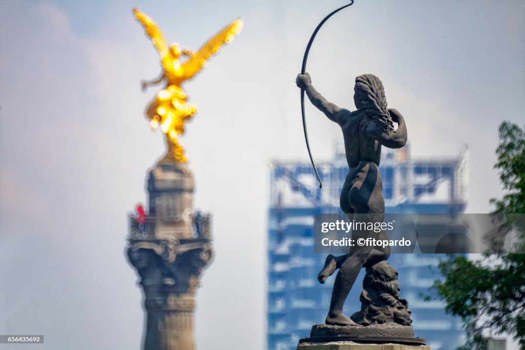 Independence Angel and Diana Cazadora skyline in Mexico City