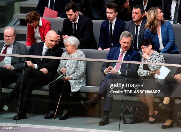 Former Bundestag president Wolfgang Thierse , the mother of the new German President Ursula Steinmeier , the former German President Christian Wulff...