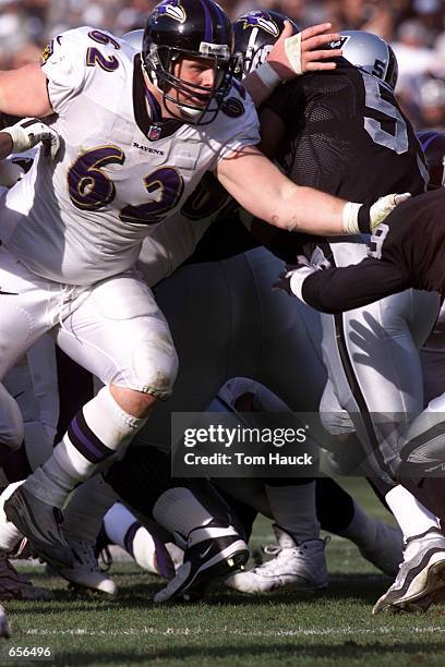 Mike Flynn American Football Photos and Premium High Res Pictures