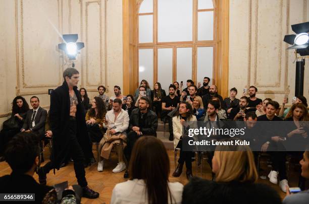 Models walk the runway at the Brand Who show during Mercedes-Benz Istanbul Fashion Week March 2017 at Grand Pera on March 22, 2017 in Istanbul,...