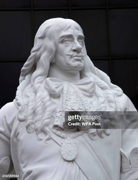 The statue of King Charles II that Camilla, Duchess of Cornwall unveiled at Newmarkets Rowley Mile Racecourse on March 22, 2017 in Newmarket, United...