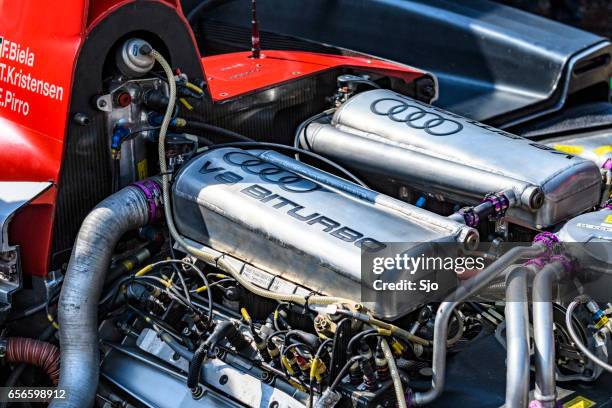 audi r8 le mans prototype sports-prototype race auto engin - v8 stockfoto's en -beelden