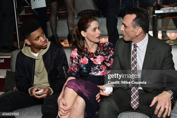 Actors Tyrel Jackson Williams, Amanda Peet and Hank Azaria attend the "Brockmire" event at 40 / 40 Club on March 22, 2017 in New York City.