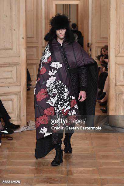 Model walks the runway at the New Gen show during Mercedes-Benz Istanbul Fashion Week March 2017 at Grand Pera on March 23, 2017 in Istanbul, Turkey.