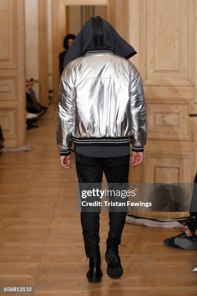 Model walks the runway at the New Gen show during Mercedes-Benz Istanbul Fashion Week March 2017 at Grand Pera on March 23, 2017 in Istanbul, Turkey.