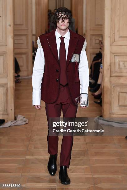 Model walks the runway at the New Gen show during Mercedes-Benz Istanbul Fashion Week March 2017 at Grand Pera on March 23, 2017 in Istanbul, Turkey.