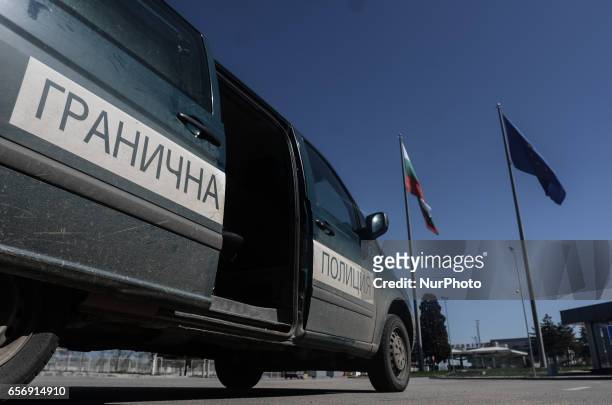 Bus of Bulgarian border police stand on the place of Kapitan Andreevo border crossing point, some 280 km east the Bulgarian capital of Sofia. Frontex...