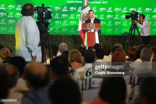 Enrique Pena Nieto, Mexico's president, speaks during the 80th annual Mexican Banking Association in Acapulco, Mexico, on Wednesday, March 22, 2017....