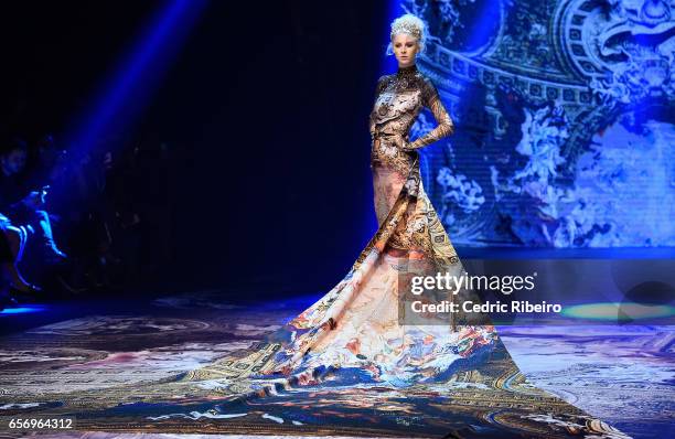 Model walks the runway during the Michael Cinco show at Fashion Forward March 2017 held at the Dubai Design District on March 23, 2017 in Dubai,...