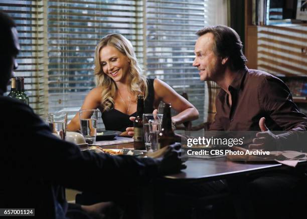 Quid Pro Quo" -- Pictured: Julie Benz as Holly Butler and Bill Paxton as Frank Rourke. Kyle's morals are put to the test when Frank involves him in a...