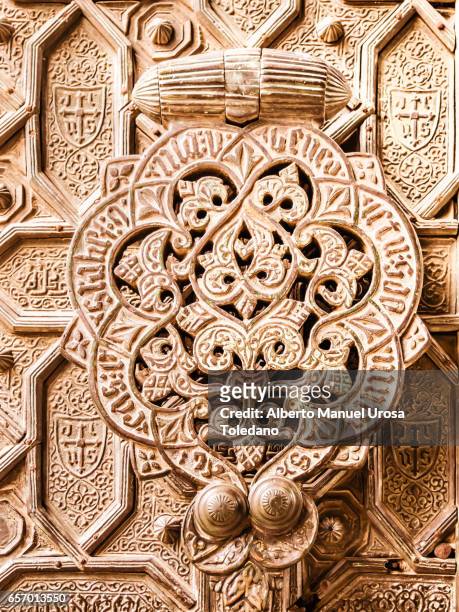 spain, cordoba, mosque-cathedral of cordoba, door knocker - kabbalah stock-fotos und bilder