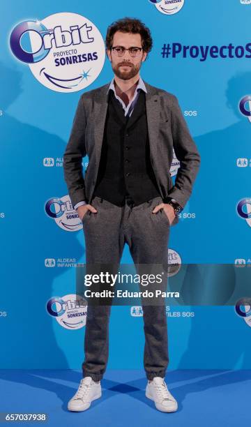 Actor Peter Vives attends the 'Proyecto Sonrisas' party at Principe Pio theatre on March 23, 2017 in Madrid, Spain.