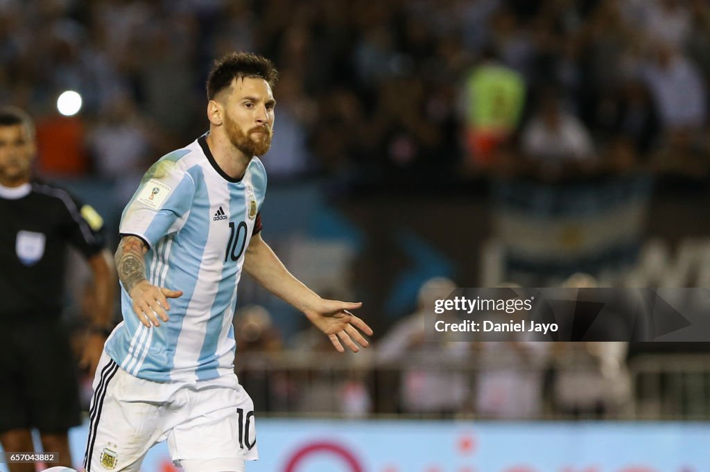Argentina v Chile - FIFA 2018 World Cup Qualifiers