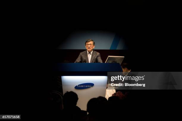 Kwon Oh-Hyun, co-vice chairman and co-chief executive officer of Samsung Electronics Co., speaks during the company's annual general meeting at the...