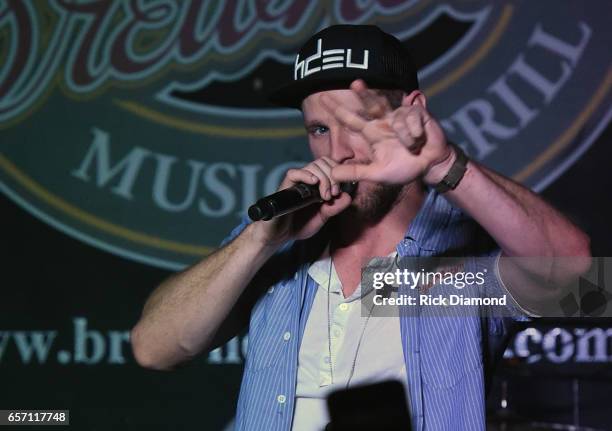 Chase Rice Restaurant Chase Rice Photos and Premium High Res Pictures - Getty Images