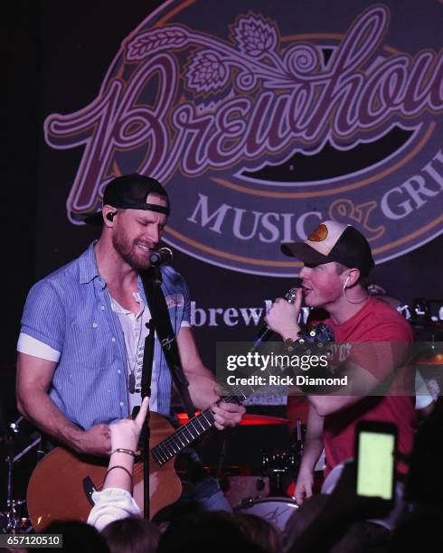 Chase Rice Restaurant 3,503 Chase Rice Photos & High Res Pictures - Getty Images
