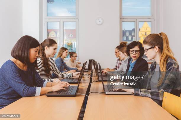 Computer Lab Picture Grlis Row Of Laptops Photos and Premium High Res Pictures - Getty Images