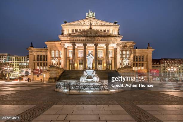 gendarmenmarkt, berlin, germany, europe - stadtsilhouette stock pictures, royalty-free photos & images