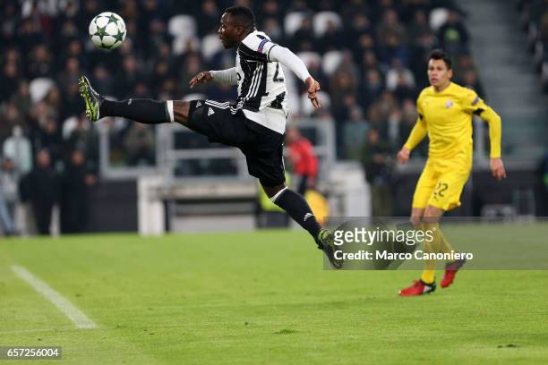 Kwadwo Asamoah of Juventus during the UEFA Champions League Group H match between Juventus and GNK Dinamo Zagreb. Juventus FC won 2-0 over GNK Dinamo...