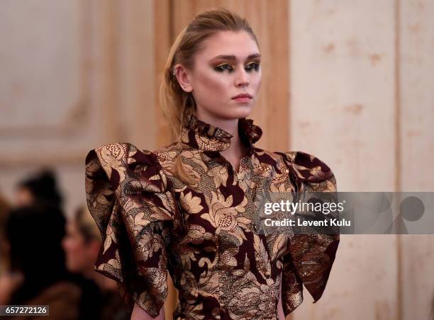 Model walks the runway at the Cigdem Akin show during Mercedes-Benz Istanbul Fashion Week March 2017 at Grand Pera on March 24, 2017 in Istanbul,...