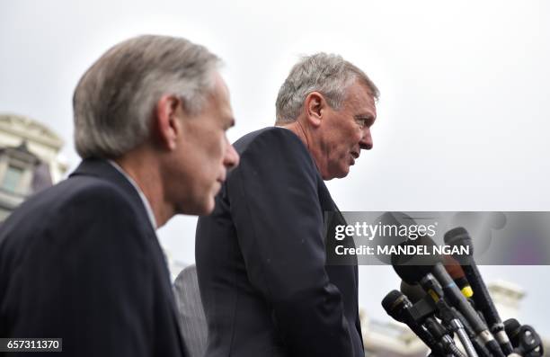 Thomas Rutledge Ct 216 Thomas Rutledge Stock Photos, High-Res Pictures, and Images - Getty ...