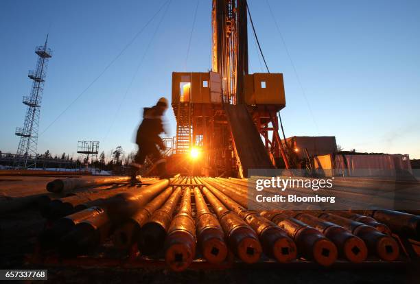 Sdf Rig 77 Samotlor Oil Field Photos & High Res Pictures - Getty Images