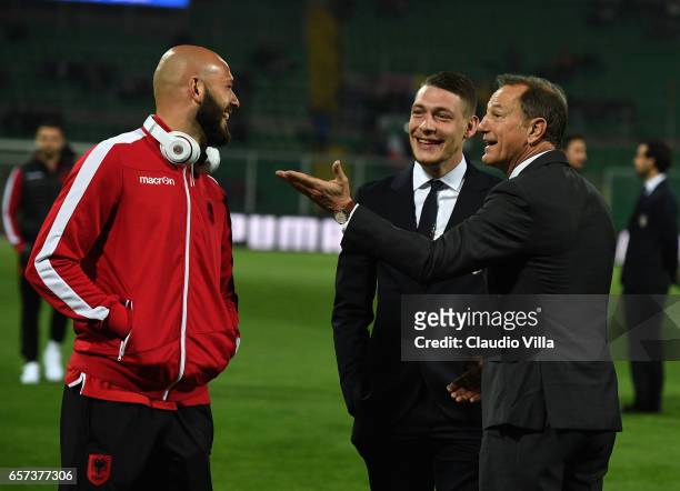 Arlind Ajet, Andrea Belotti and Head coach Albania Giovanni De Biasi chat ahead of the FIFA 2018 World Cup Qualifier between Italy and Albania at...