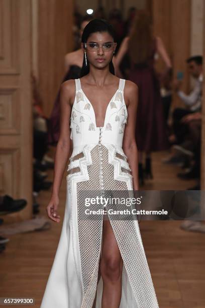 Model walks the runway at the Gulcin Cengel show during Mercedes-Benz Istanbul Fashion Week March 2017 at Grand Pera on March 24, 2017 in Istanbul,...