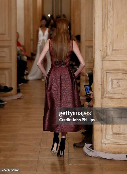 Model walks the runway at the Gulcin Cengel show during Mercedes-Benz Istanbul Fashion Week March 2017 at Grand Pera on March 24, 2017 in Istanbul,...