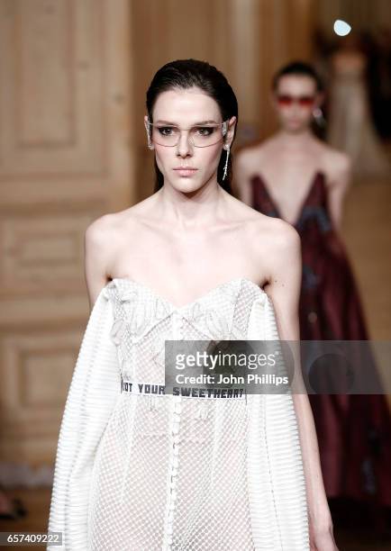 Model walks the runway at the Gulcin Cengel show during Mercedes-Benz Istanbul Fashion Week March 2017 at Grand Pera on March 24, 2017 in Istanbul,...