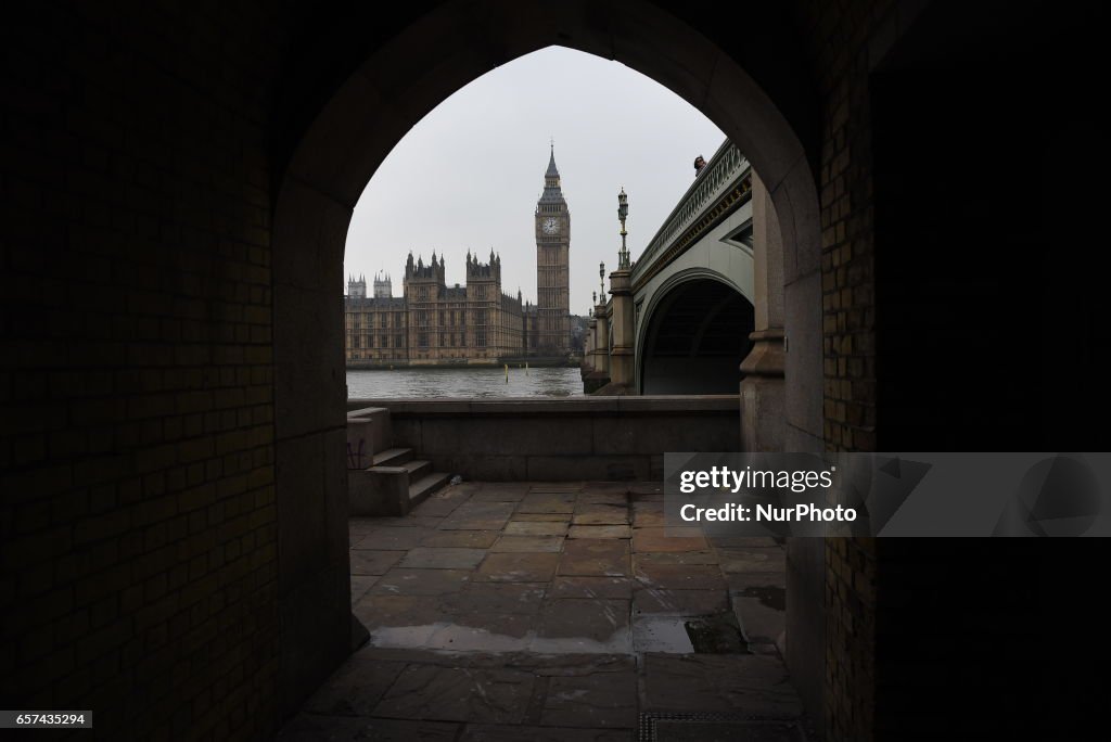 London gets back in business after terror attack