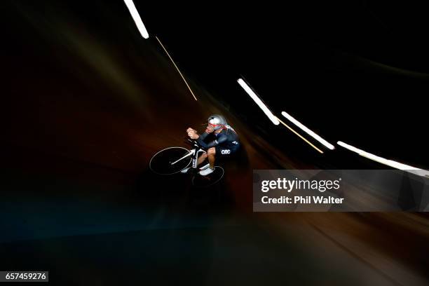 Rob Scarlett on his way to breaking the New Zealand Hour Record setting a distance of 48.557km over one hour at the Avantidrome Hamilton on March 25,...