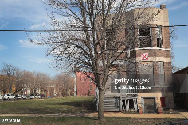 Building sits vacant on the city's Westside on March 24, 2017 in Chicago, Illinois. According to the U.S. Census, Chicago lost almost 20,000 people...