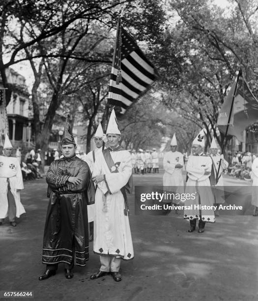 Sam D. Rich & L.A. Mueller, Ku Klux Klan Parade, Washington DC, USA, National Photo Company, August 1925.