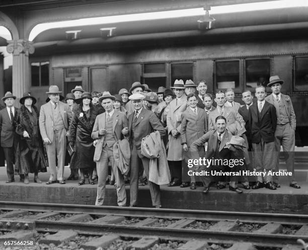 Major League Baseball Team Washington Senators Leaving for World Series Game in Pittsburgh, Washington DC, USA, National Photo Company, October 5,...