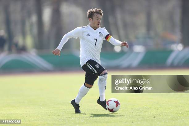 Felix Passlack of Germany controles the ball during the UEFA Elite Round match between U19 Germany and U19 Serbia at Sportpark on March 25, 2017 in...