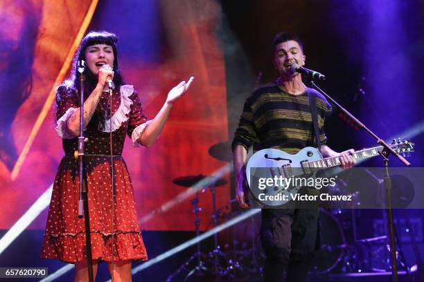 Mon Laferte and colombian singer Juanes perform onstage a showcase to promote Juane's new album "Mis planes son amarte" at Plaza Condesa on March 24,...