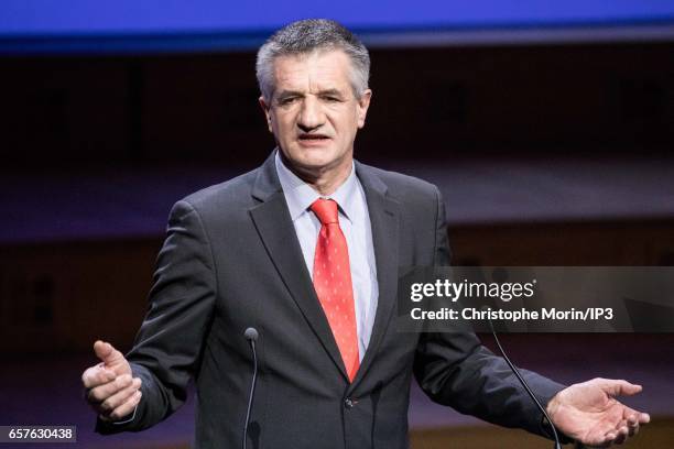 Candidate for the 2017 French Presidential Election Jean Lassalle delivers a speech during a gathering of the Association of Mayors of France at the...