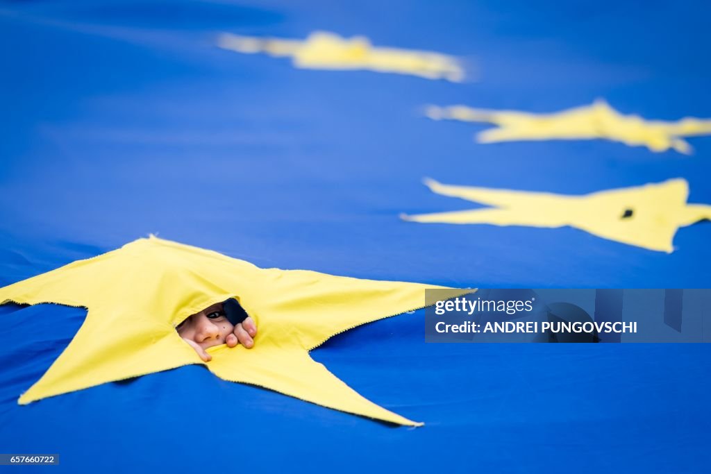 ROMANIA-EU-TREATY-ANNIVERSARY-POLITICS-DEMONSTRATION