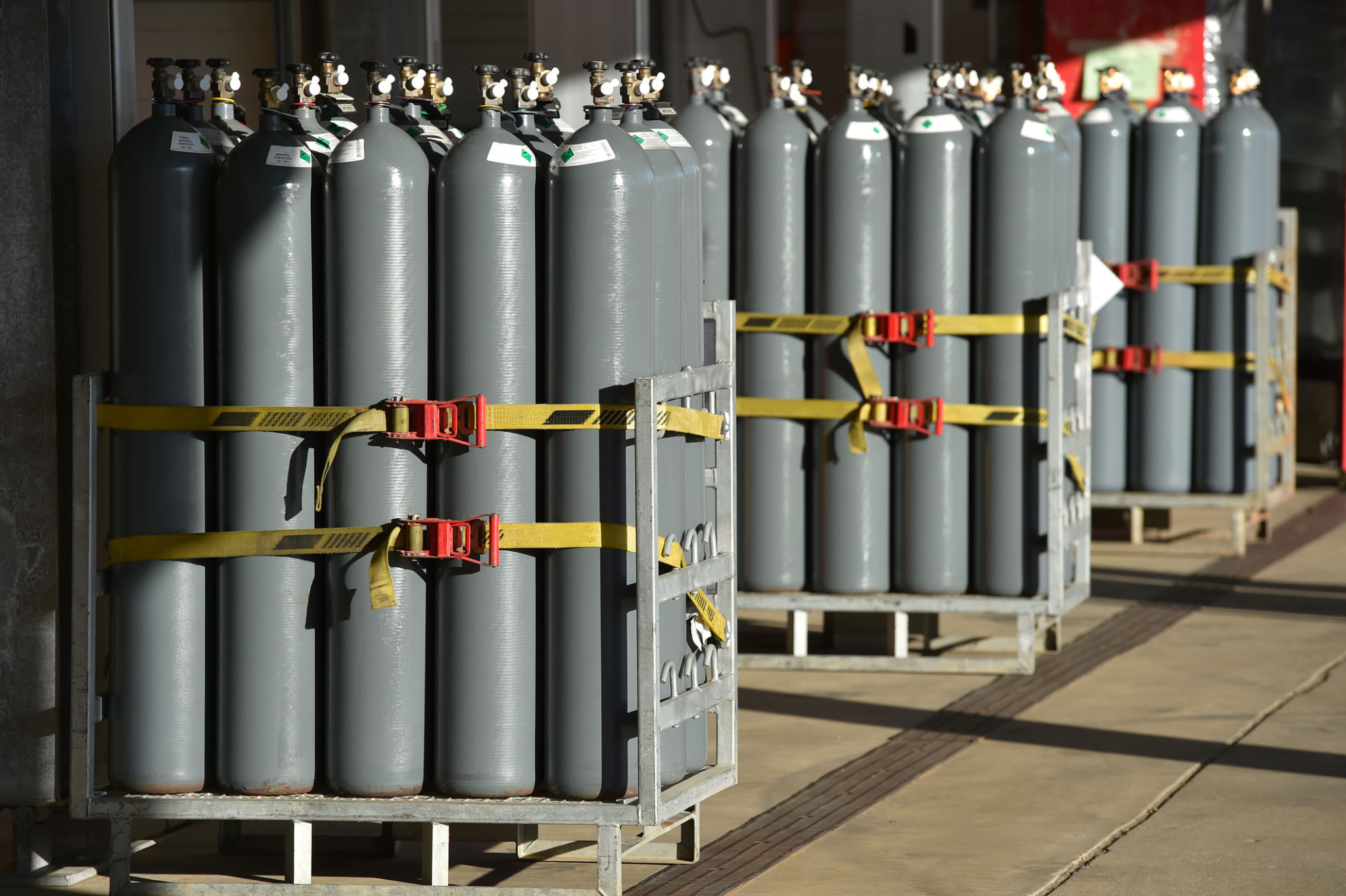 gas cylinder
