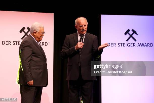 Moderator Werner Hansch speaks to ope of peace award winner Mahmoud Abbas, president of Palestina during the Steiger Award on at Coal Mine Hansemann...