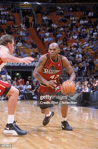 Jan Stackhouse Jerry Stackhouse of the Detroit Pistons dribbles the ball to the ...