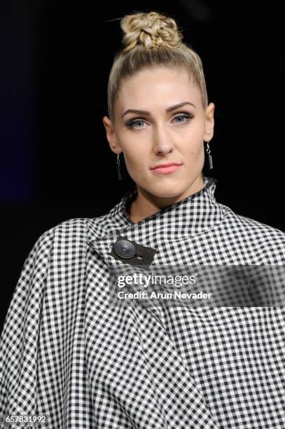 Model walks the runway wearing Jose Hendo at Vancouver Fashion Week Fall/Winter 2017 at Chinese Cultural Centre of Greater Vancouver on March 25,...