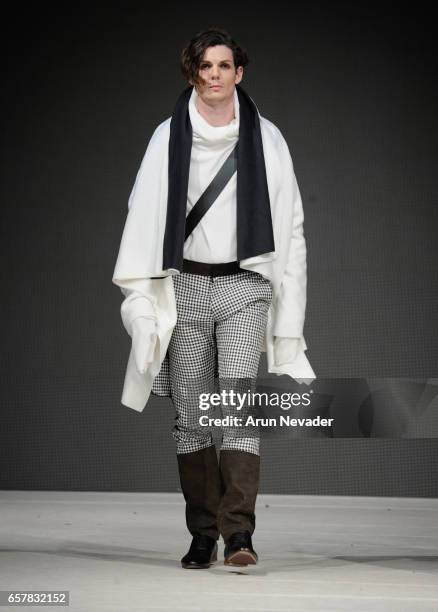 Model walks the runway wearing Jose Hendo at Vancouver Fashion Week Fall/Winter 2017 at Chinese Cultural Centre of Greater Vancouver on March 25,...