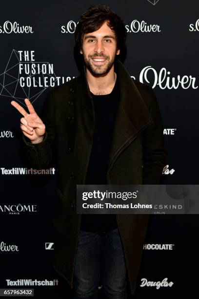 Max Giesinger attends the s.Oliver THE FUSION COLLECTION Fashion Show at Festhalle on March 25, 2017 in Frankfurt am Main, Germany.