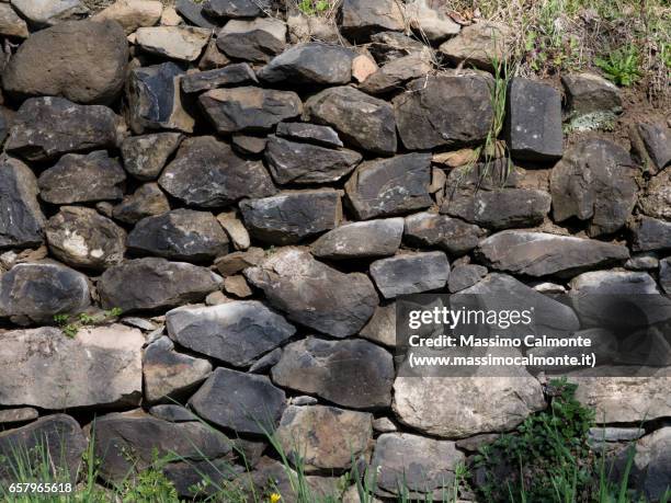 stone wall texture - struttura edile - fotografias e filmes do acervo
