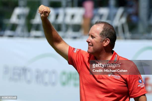 Points acknowledges the crowd after winning the Puerto Rico Open at Coco Beach on March 26, 2017 in Rio Grande, Puerto Rico.